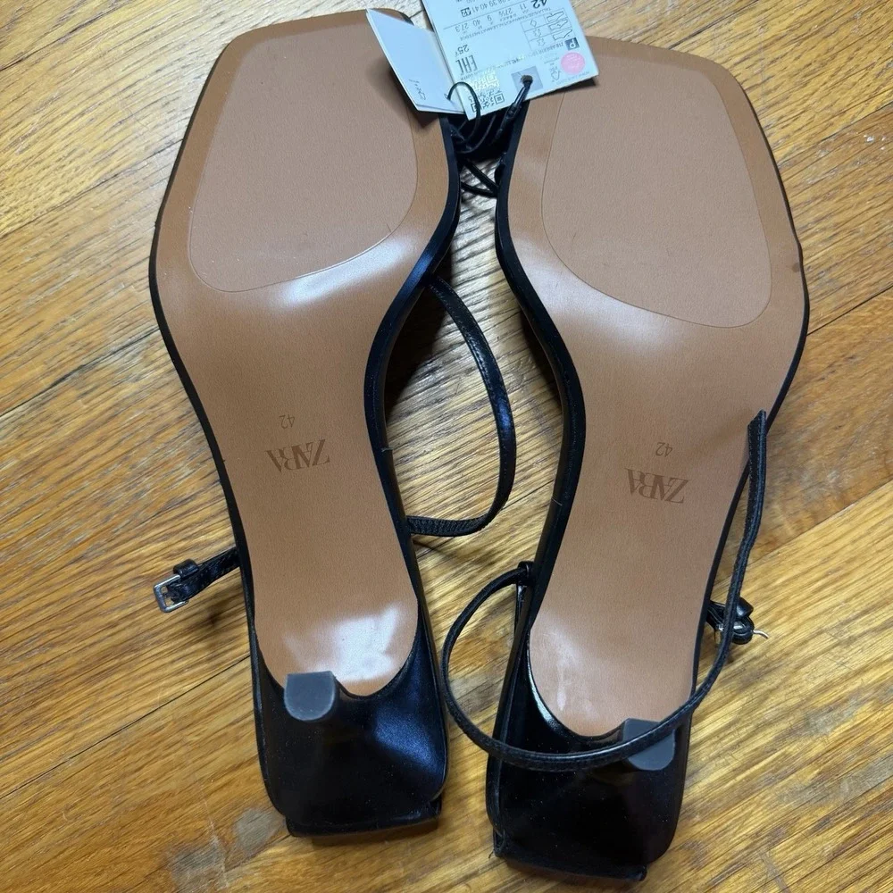 ZARA Black Strappy Heels Sandals Womens Size 11 US 42 EU Open Toe Ankle Strap